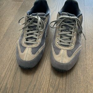 Size 10.5 Piloti Racing Shoes